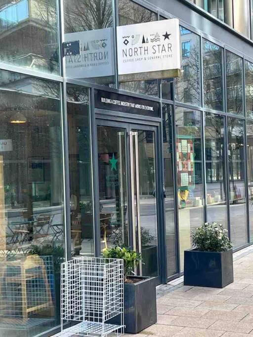 Leeds Clarence Dock 2 Bedroom Apt Leeds (West Yorkshire) Exterior photo